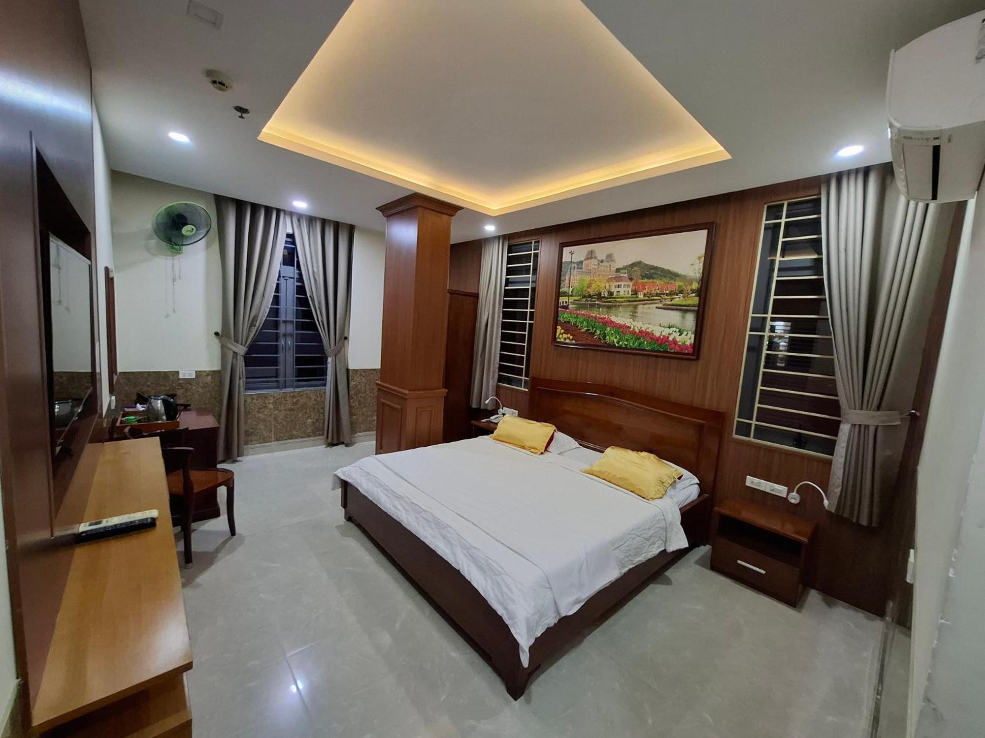 הו צ'י מין סיטי Hotel Phu Si מראה חיצוני תמונה