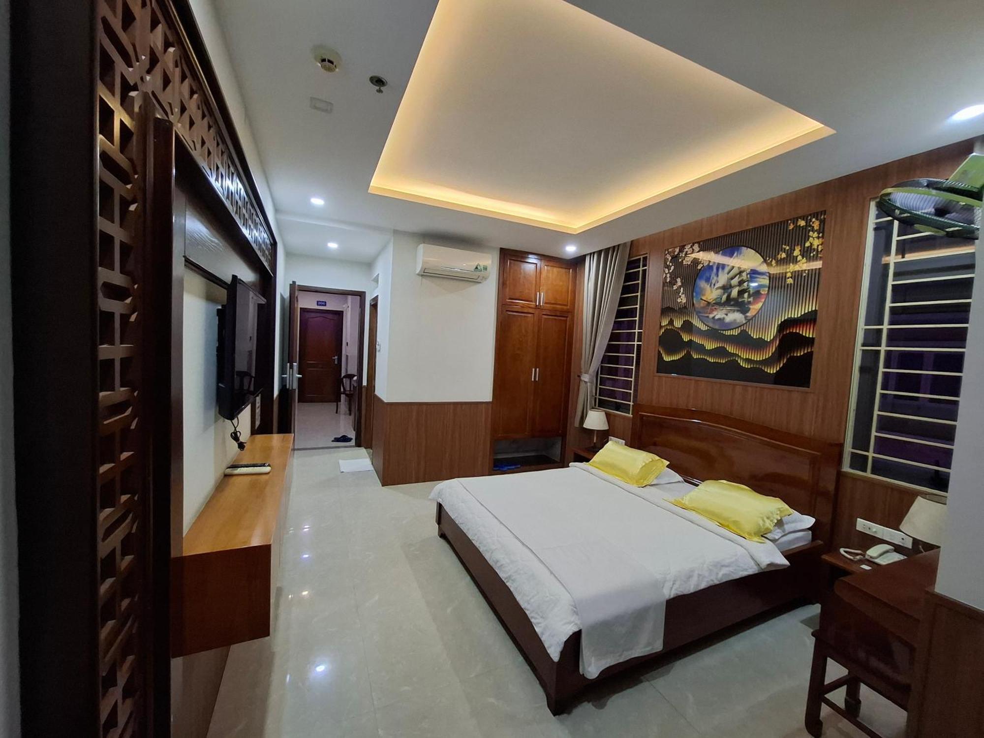 הו צ'י מין סיטי Hotel Phu Si מראה חיצוני תמונה