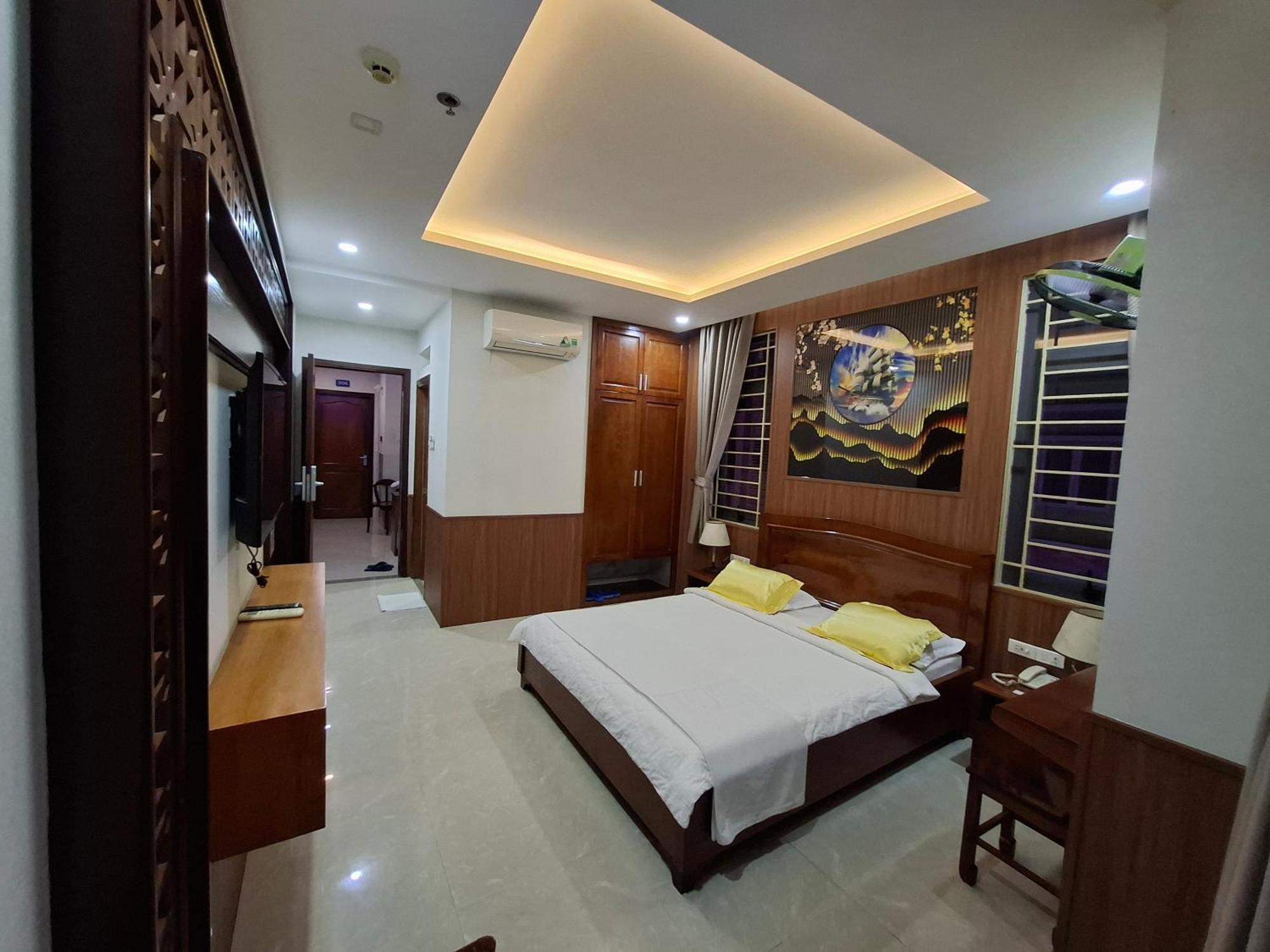 הו צ'י מין סיטי Hotel Phu Si מראה חיצוני תמונה